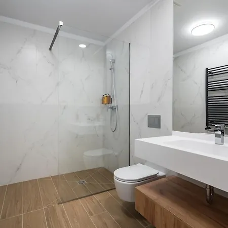 Emerald Charm One Cotroceni 2 Апартаменты Бухарест