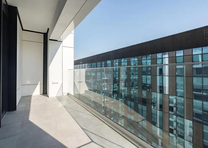 Emerald Charm One Cotroceni 2 부쿠레슈티