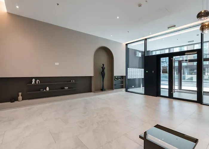 Emerald Charm One Cotroceni 2 * Bucureşti