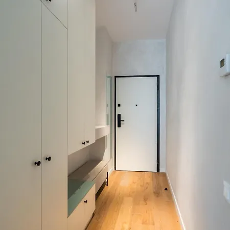 Apartment Emerald Charm One Cotroceni 2