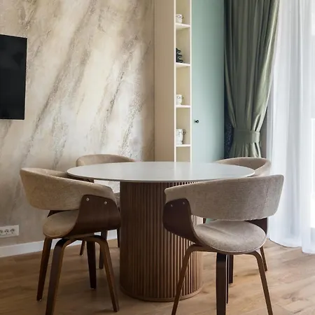 Apartment Emerald Charm One Cotroceni 2 Bucharest