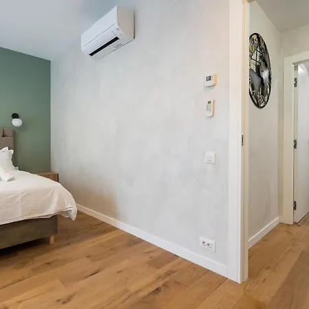 Emerald Charm One Cotroceni 2 * Bukarest