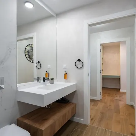 Emerald Charm One Cotroceni 2 Apartment